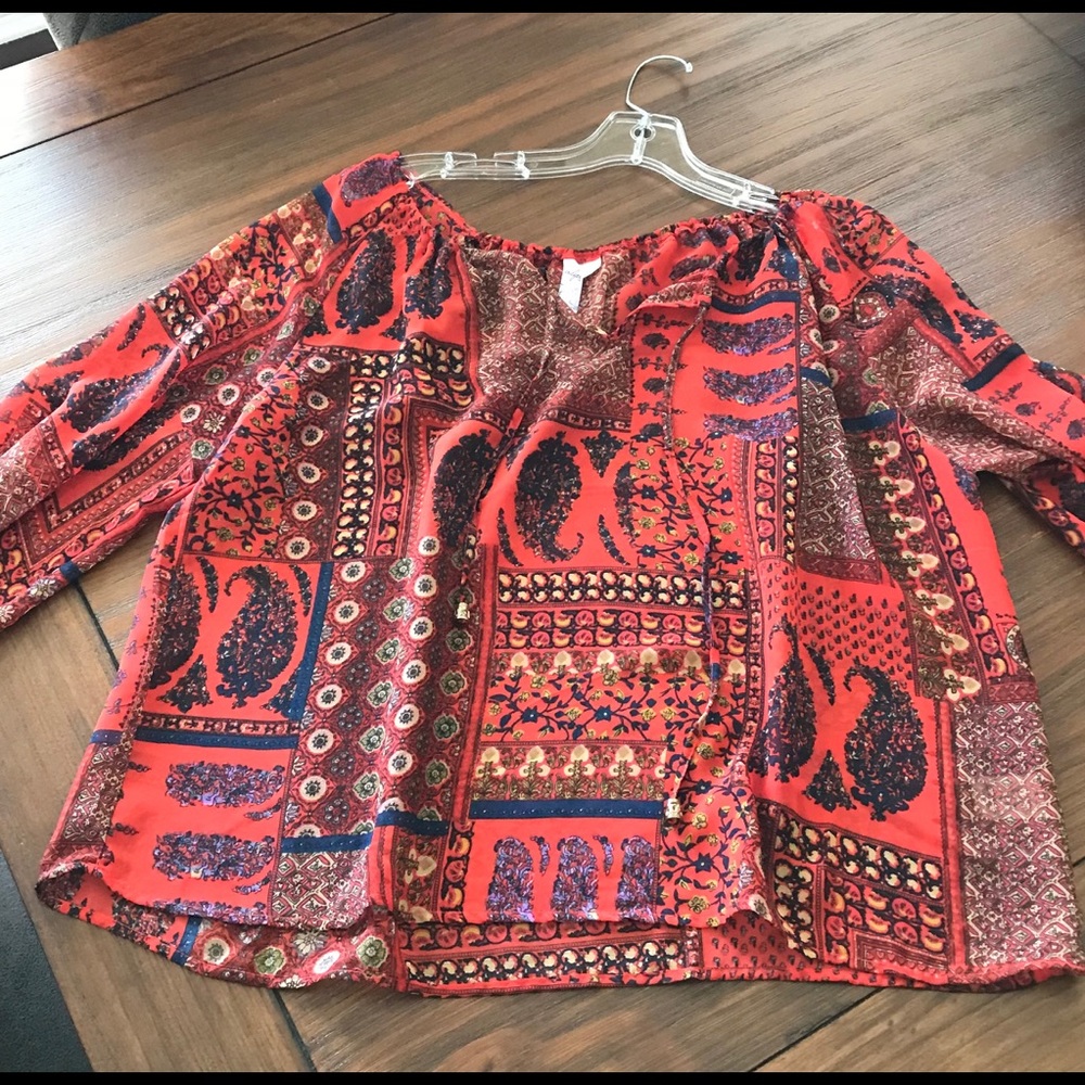 Red boho blouse 🌷 - Picture 2 of 6